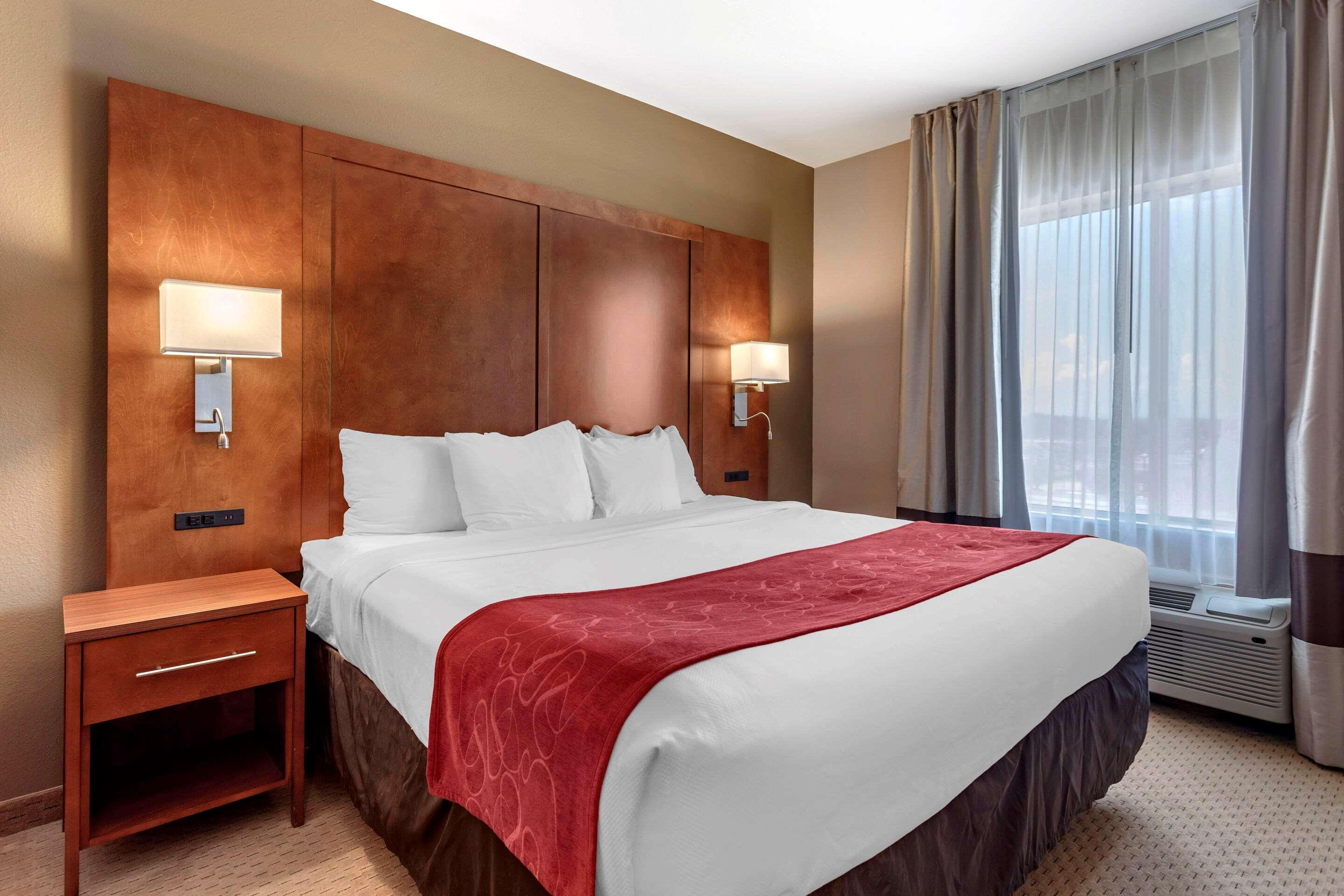 Comfort Suites Florence Shoals Area Екстер'єр фото