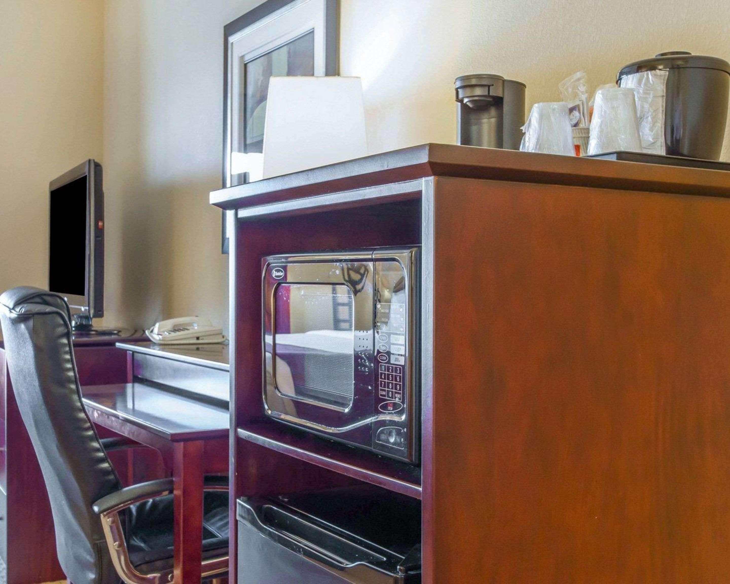 Comfort Suites Florence Shoals Area Екстер'єр фото