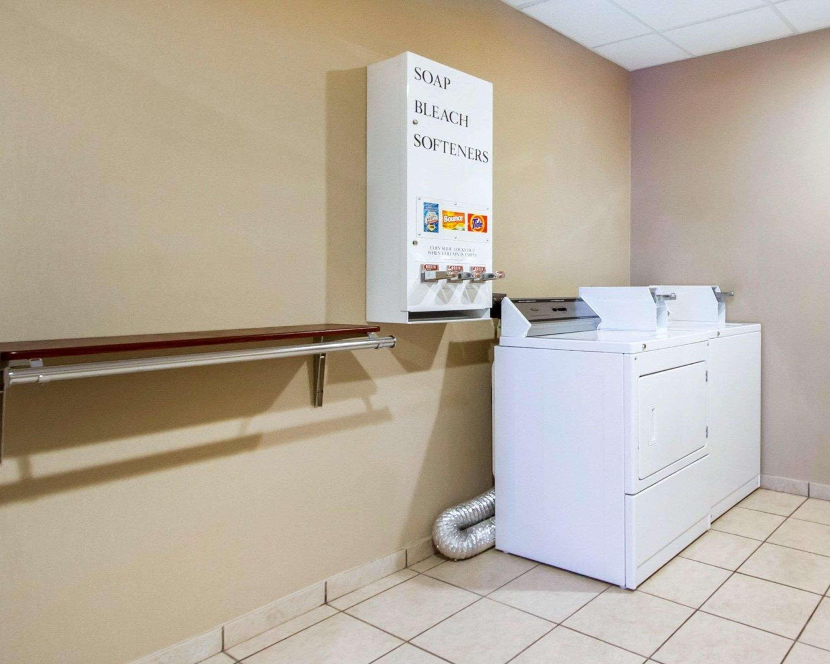 Comfort Suites Florence Shoals Area Екстер'єр фото