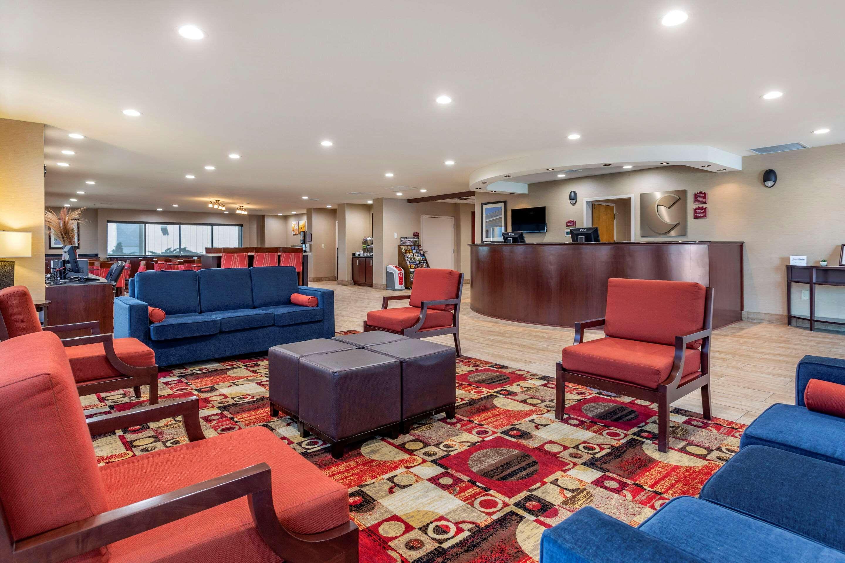 Comfort Suites Florence Shoals Area Екстер'єр фото